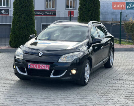 Рено Меган 2009 в Виннице на Automoto.ua Черный Рено Меган, объемом двигателя 1.6 л и пробегом 199 тыс. км за 6450 $, фото 23 на Automoto.ua
