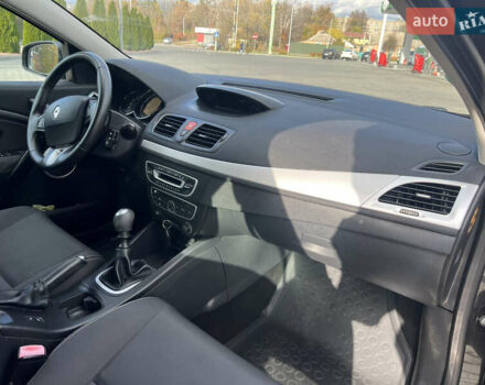 Рено Меган 2009 в Виннице на Automoto.ua Черный Рено Меган, объемом двигателя 1.6 л и пробегом 199 тыс. км за 6450 $, фото 31 на Automoto.ua