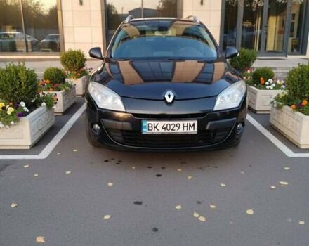 Черный Рено Меган, объемом двигателя 1.4 л и пробегом 260 тыс. км за 6600 $, фото 7 на Automoto.ua