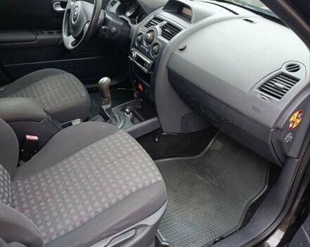 Черный Рено Меган, объемом двигателя 1.6 л и пробегом 220 тыс. км за 4600 $, фото 1 на Automoto.ua