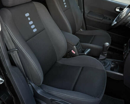 Черный Рено Меган, объемом двигателя 1.6 л и пробегом 200 тыс. км за 6200 $, фото 88 на Automoto.ua