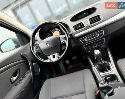 Чорний Рено Меган, об'ємом двигуна 1.6 л та пробігом 172 тис. км за 6900 $, фото 35 на Automoto.ua