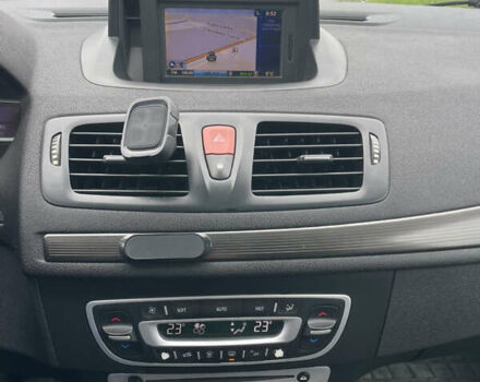 Рено Меган 2009 в Ивано-Франковске на Automoto.ua Черный Рено Меган, объемом двигателя 1.46 л и пробегом 280 тыс. км за 5399 $, фото 3 на Automoto.ua