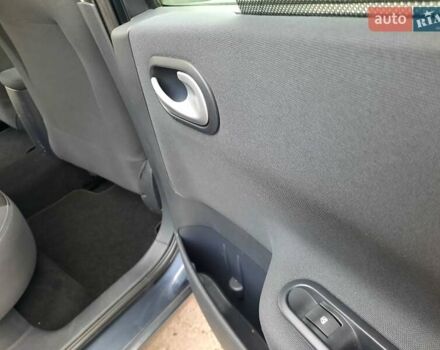 Чорний Рено Меган, об'ємом двигуна 1.6 л та пробігом 187 тис. км за 6200 $, фото 76 на Automoto.ua