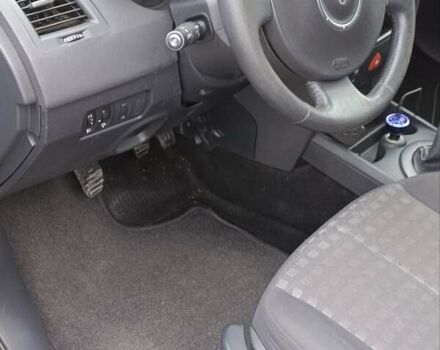 Черный Рено Меган, объемом двигателя 1.6 л и пробегом 219 тыс. км за 4650 $, фото 11 на Automoto.ua