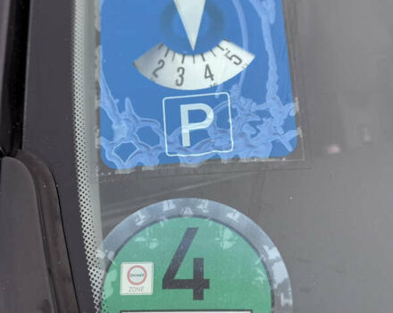 Чорний Рено Меган, об'ємом двигуна 1.6 л та пробігом 172 тис. км за 6900 $, фото 107 на Automoto.ua