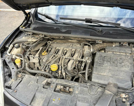 Черный Рено Меган, объемом двигателя 1.6 л и пробегом 240 тыс. км за 6500 $, фото 8 на Automoto.ua