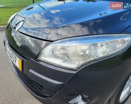 Чорний Рено Меган, об'ємом двигуна 2 л та пробігом 210 тис. км за 6700 $, фото 16 на Automoto.ua