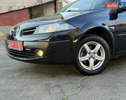 Черный Рено Меган, объемом двигателя 1.6 л и пробегом 200 тыс. км за 6200 $, фото 13 на Automoto.ua
