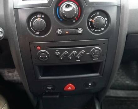 Черный Рено Меган, объемом двигателя 1.6 л и пробегом 206 тыс. км за 5999 $, фото 27 на Automoto.ua