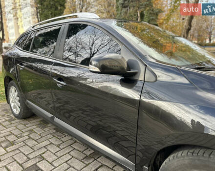 Рено Меган 2010 в Каменце-Подольском на Automoto.ua Черный Рено Меган, объемом двигателя 1.5 л и пробегом 271 тыс. км за 6450 $, фото 30 на Automoto.ua