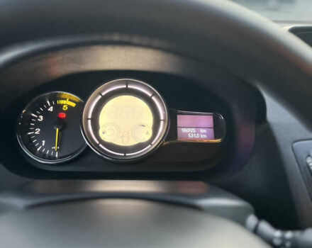 Черный Рено Меган, объемом двигателя 1.46 л и пробегом 215 тыс. км за 7200 $, фото 50 на Automoto.ua