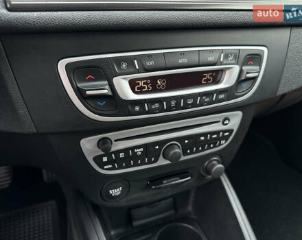 Черный Рено Меган, объемом двигателя 1.46 л и пробегом 277 тыс. км за 7300 $, фото 46 на Automoto.ua