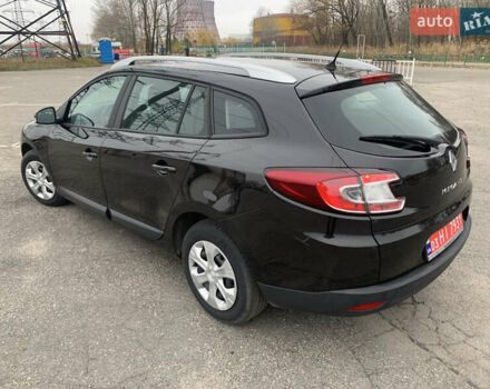 Черный Рено Меган, объемом двигателя 0 л и пробегом 230 тыс. км за 7750 $, фото 3 на Automoto.ua