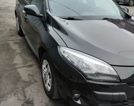 Черный Рено Меган, объемом двигателя 0 л и пробегом 235 тыс. км за 7300 $, фото 1 на Automoto.ua