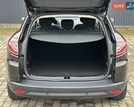 Черный Рено Меган, объемом двигателя 1.46 л и пробегом 277 тыс. км за 7300 $, фото 55 на Automoto.ua