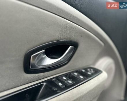 Чорний Рено Меган, об'ємом двигуна 1.46 л та пробігом 305 тис. км за 6499 $, фото 15 на Automoto.ua