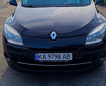 Рено Меган 2010 в Иванкове на Automoto.ua Черный Рено Меган, объемом двигателя 1.5 л и пробегом 248 тыс. км за 6950 $, фото 5 на Automoto.ua