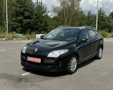 Черный Рено Меган, объемом двигателя 1.46 л и пробегом 250 тыс. км за 6799 $, фото 3 на Automoto.ua