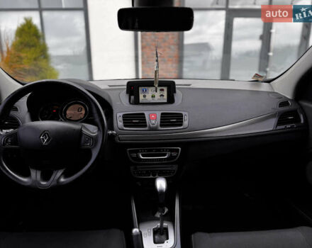 Черный Рено Меган, объемом двигателя 1.5 л и пробегом 240 тыс. км за 6500 $, фото 19 на Automoto.ua