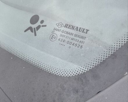 Чорний Рено Меган, об'ємом двигуна 1.6 л та пробігом 185 тис. км за 7600 $, фото 21 на Automoto.ua