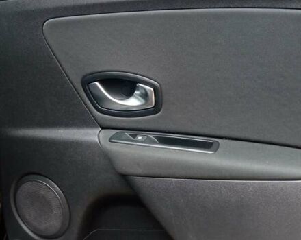 Рено Меган 2010 в Луцке на Automoto.ua Черный Рено Меган, объемом двигателя 1.6 л и пробегом 198 тыс. км за 6100 $, фото 60 на Automoto.ua