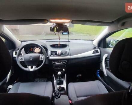 Чорний Рено Меган, об'ємом двигуна 1.46 л та пробігом 349 тис. км за 5700 $, фото 9 на Automoto.ua