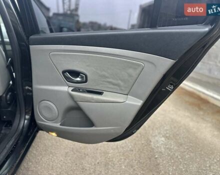 Чорний Рено Меган, об'ємом двигуна 1.46 л та пробігом 305 тис. км за 6499 $, фото 13 на Automoto.ua