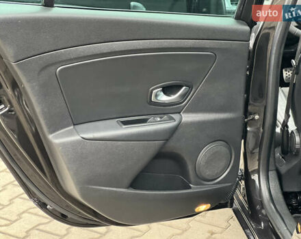 Черный Рено Меган, объемом двигателя 1.4 л и пробегом 170 тыс. км за 6900 $, фото 41 на Automoto.ua