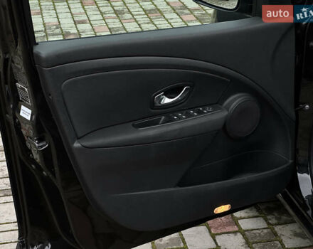 Черный Рено Меган, объемом двигателя 1.46 л и пробегом 277 тыс. км за 7300 $, фото 37 на Automoto.ua