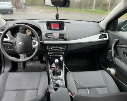 Черный Рено Меган, объемом двигателя 1.5 л и пробегом 335 тыс. км за 6999 $, фото 8 на Automoto.ua