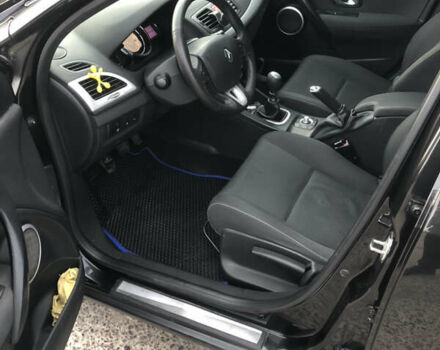 Черный Рено Меган, объемом двигателя 1.5 л и пробегом 360 тыс. км за 6300 $, фото 7 на Automoto.ua