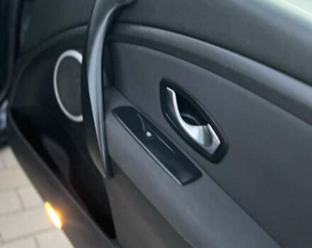 Черный Рено Меган, объемом двигателя 1.46 л и пробегом 215 тыс. км за 7200 $, фото 54 на Automoto.ua