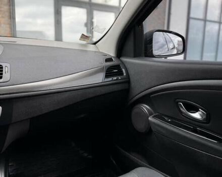 Черный Рено Меган, объемом двигателя 1.5 л и пробегом 240 тыс. км за 6500 $, фото 32 на Automoto.ua