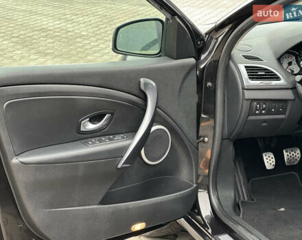 Черный Рено Меган, объемом двигателя 1.4 л и пробегом 170 тыс. км за 6900 $, фото 37 на Automoto.ua