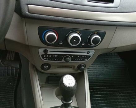 Черный Рено Меган, объемом двигателя 1.46 л и пробегом 225 тыс. км за 7000 $, фото 4 на Automoto.ua