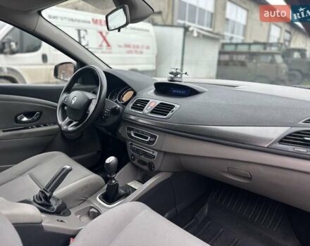 Чорний Рено Меган, об'ємом двигуна 1.46 л та пробігом 305 тис. км за 6499 $, фото 5 на Automoto.ua