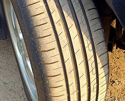 Рено Меган 2010 в Иванкове на Automoto.ua Черный Рено Меган, объемом двигателя 1.5 л и пробегом 248 тыс. км за 6950 $, фото 6 на Automoto.ua