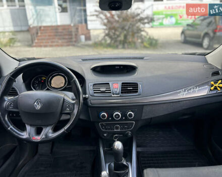 Рено Меган 2010 в Каменце-Подольском на Automoto.ua Черный Рено Меган, объемом двигателя 1.5 л и пробегом 271 тыс. км за 6450 $, фото 55 на Automoto.ua