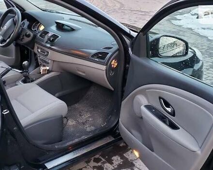 Черный Рено Меган, объемом двигателя 1.5 л и пробегом 249 тыс. км за 5700 $, фото 10 на Automoto.ua