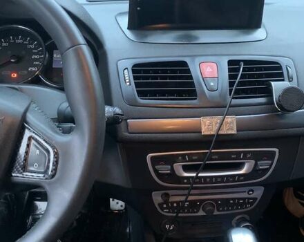 Черный Рено Меган, объемом двигателя 1.5 л и пробегом 287 тыс. км за 7500 $, фото 5 на Automoto.ua