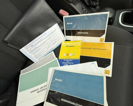 Черный Рено Меган, объемом двигателя 1.4 л и пробегом 185 тыс. км за 5999 $, фото 65 на Automoto.ua