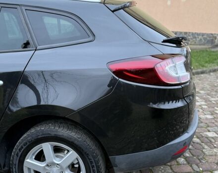 Черный Рено Меган, объемом двигателя 1.4 л и пробегом 185 тыс. км за 5999 $, фото 14 на Automoto.ua