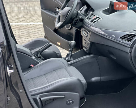 Черный Рено Меган, объемом двигателя 1.4 л и пробегом 170 тыс. км за 6900 $, фото 51 на Automoto.ua