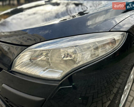 Рено Меган 2010 в Каменце-Подольском на Automoto.ua Черный Рено Меган, объемом двигателя 1.5 л и пробегом 271 тыс. км за 6450 $, фото 6 на Automoto.ua