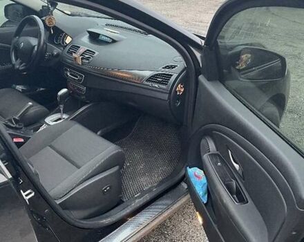 Черный Рено Меган, объемом двигателя 1.5 л и пробегом 330 тыс. км за 8000 $, фото 6 на Automoto.ua