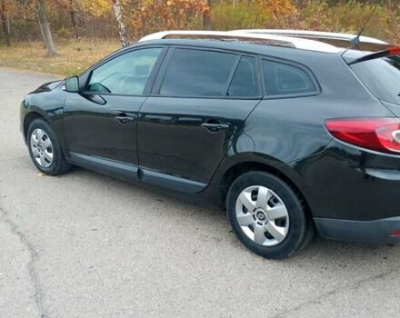Рено Меган 2010 в Луцке на Automoto.ua Черный Рено Меган, объемом двигателя 1.6 л и пробегом 198 тыс. км за 6100 $, фото 18 на Automoto.ua