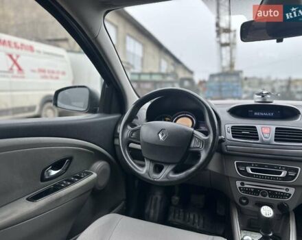 Чорний Рено Меган, об'ємом двигуна 1.46 л та пробігом 305 тис. км за 6499 $, фото 7 на Automoto.ua