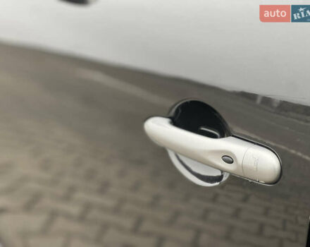 Черный Рено Меган, объемом двигателя 1.4 л и пробегом 170 тыс. км за 6900 $, фото 36 на Automoto.ua