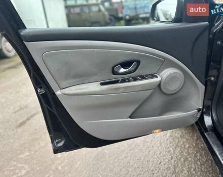 Чорний Рено Меган, об'ємом двигуна 1.46 л та пробігом 305 тис. км за 6499 $, фото 12 на Automoto.ua